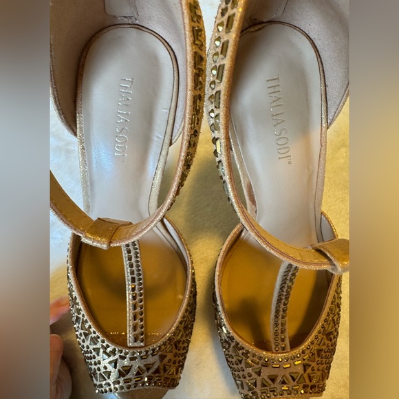 THALIA SODI Chacey Gold Bronze Zippered Platform Heels womens size 10M - Picture 6 of 14